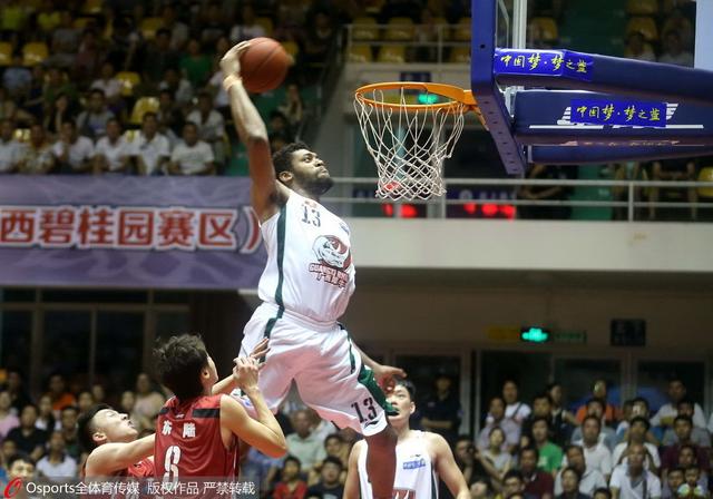 勒沃库森以 勒沃库森以